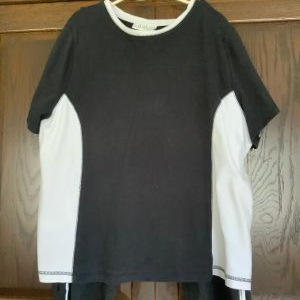 2 Piece Black & White Capri Sport Outfit (3X)